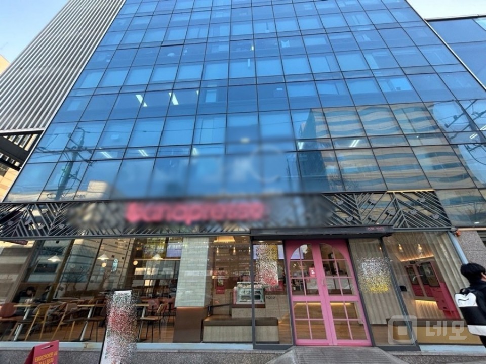 역삼역 논현로 역삼대로 대로변 1층 카페 매물의 7번째 사진