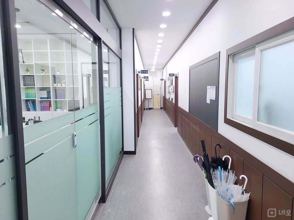 노량진동 복합상권에 위치한 학원 매물의 5번째 사진