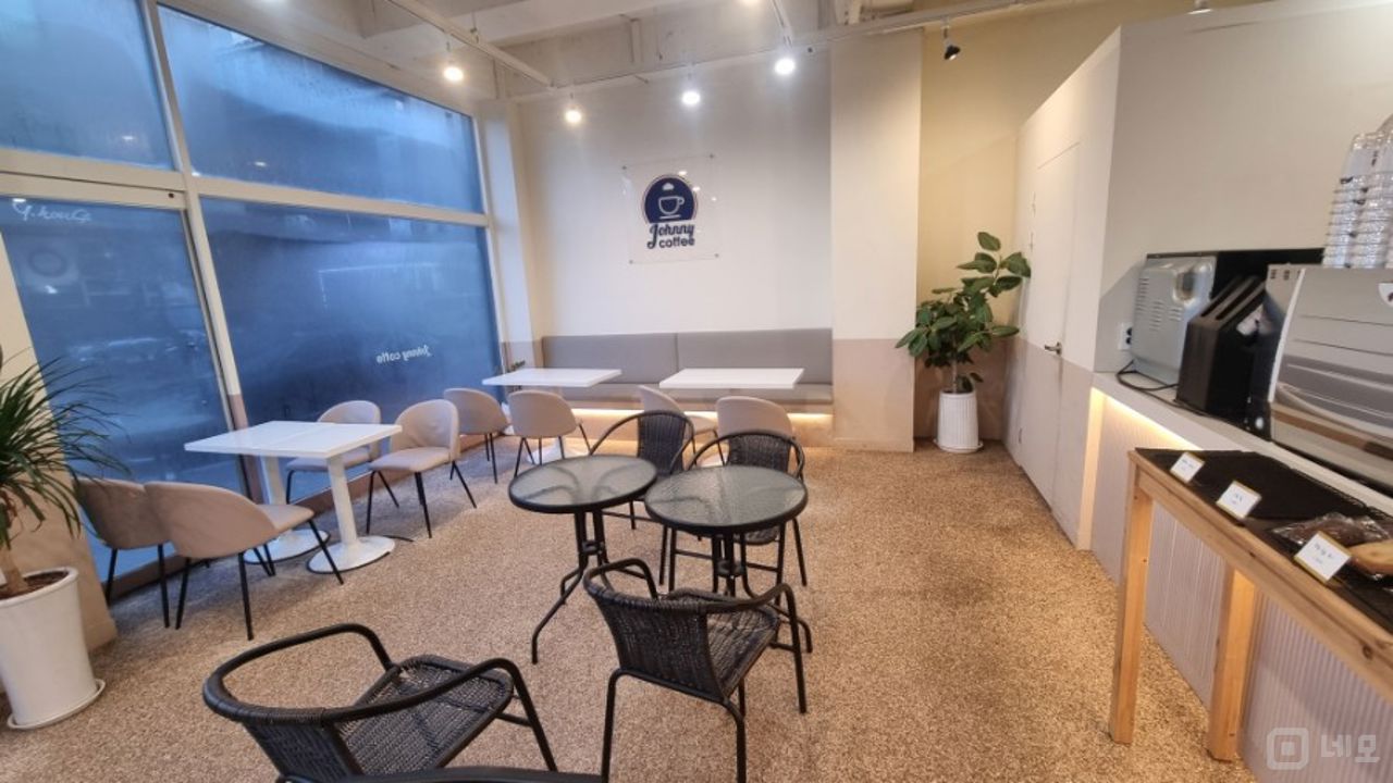 소하동 주거지역 위치, 깔끔한 인테리어, 매출 잘나오는 카페 매물의 1번째 사진
