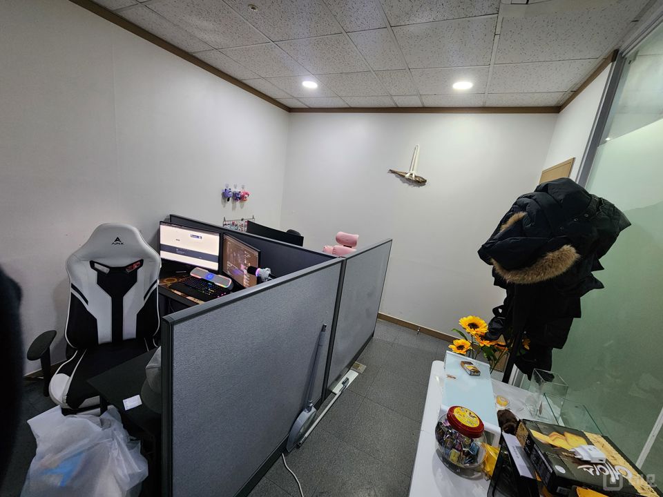 쾌적한 업무환경, 접근성 좋은 구로동 소호사무실 매물의 4번째 사진