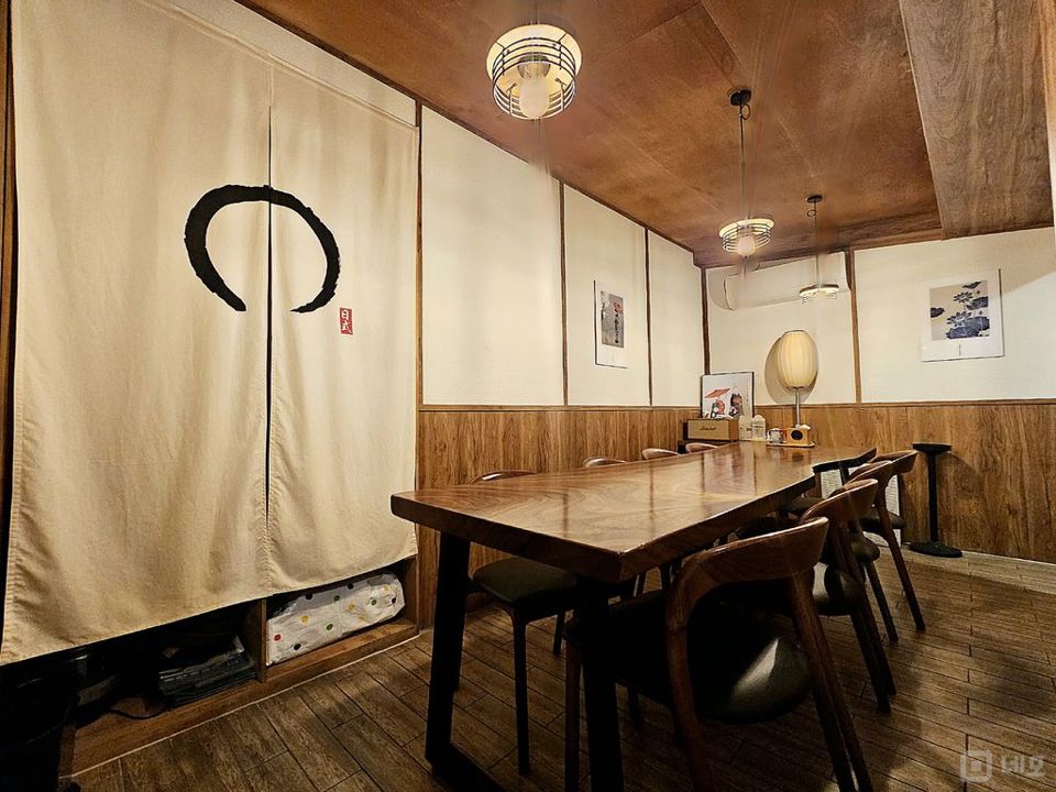 ⚡논현 메인거리⚡ 유동인구多,1등 점포 매물의 4번째 사진