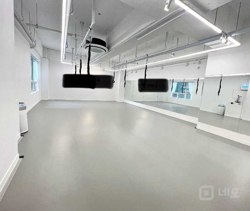 노출이 잘되어있는 상가 매물의 1번째 사진