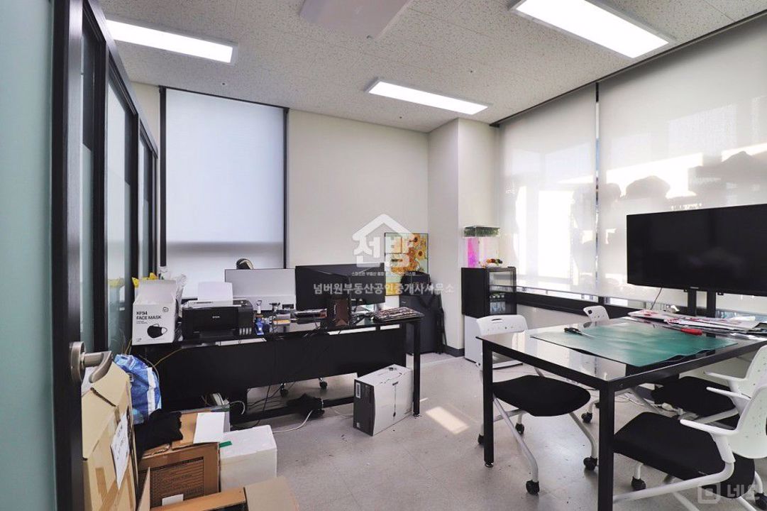 룸인테리어 설치된 사무실 매물 , 탕비공간 풀세팅 끝 매물의 5번째 사진