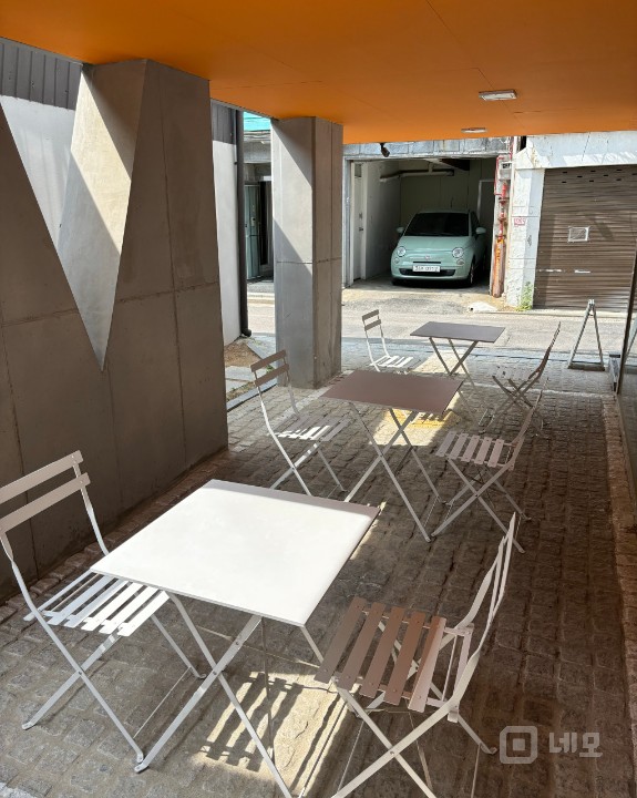 사진有 서촌 자하문로 사거리 이면 통창 테라스 카페 매물의 7번째 사진