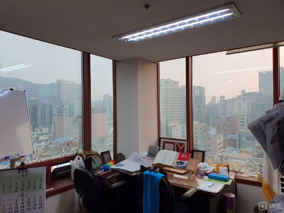 중구에 있는 사무실 임대 매물입니다 매물의 2번째 사진