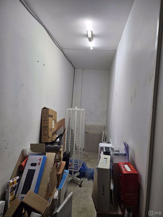 대로변 코너,주목도 높은 일동 1층 이동통신점 매물의 5번째 사진