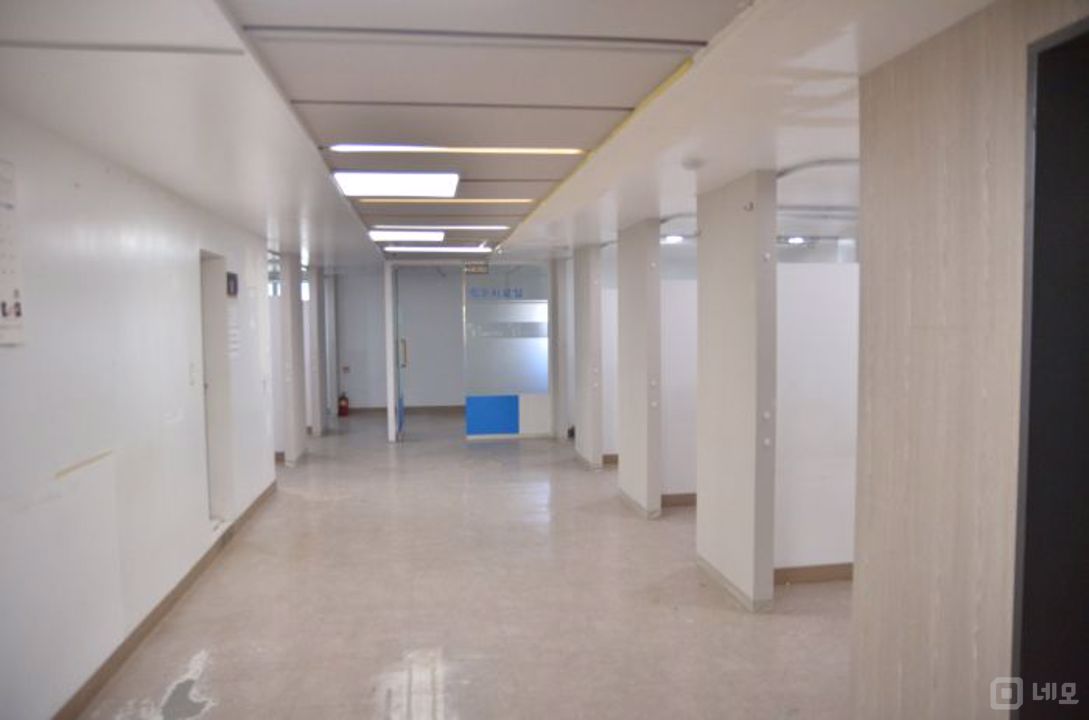 대로변 상권, 접근성 좋은 신흥동 상가통임대 매물의 1번째 사진