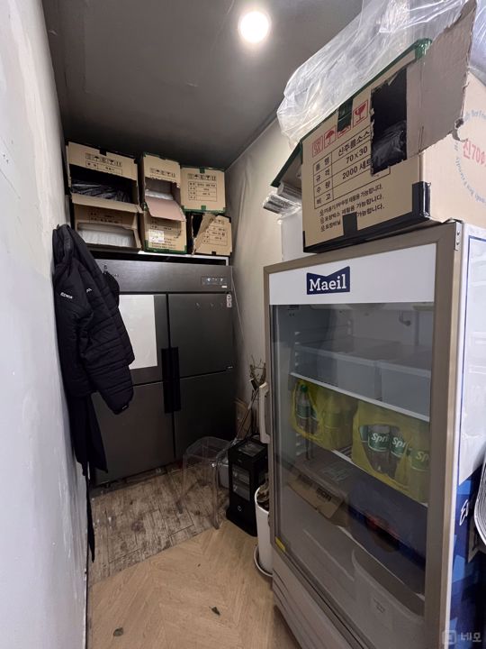아파트단지가 밀집해 있는 주거지 대로변 닭발매장 매물의 6번째 사진