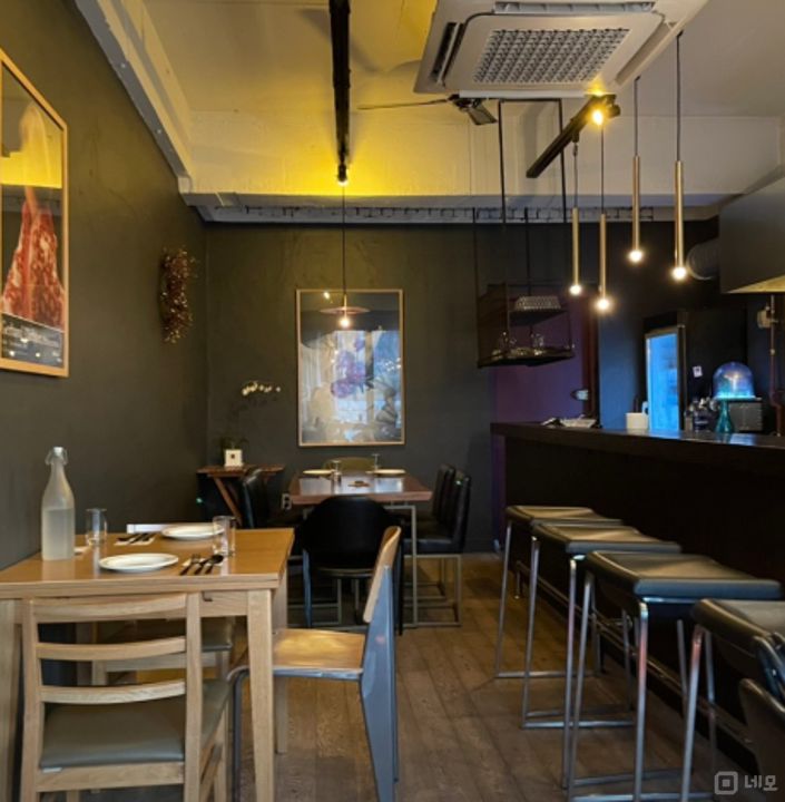 서초구 양재동 위치좋은 1층 도로변 상가 임대 매물의 1번째 사진