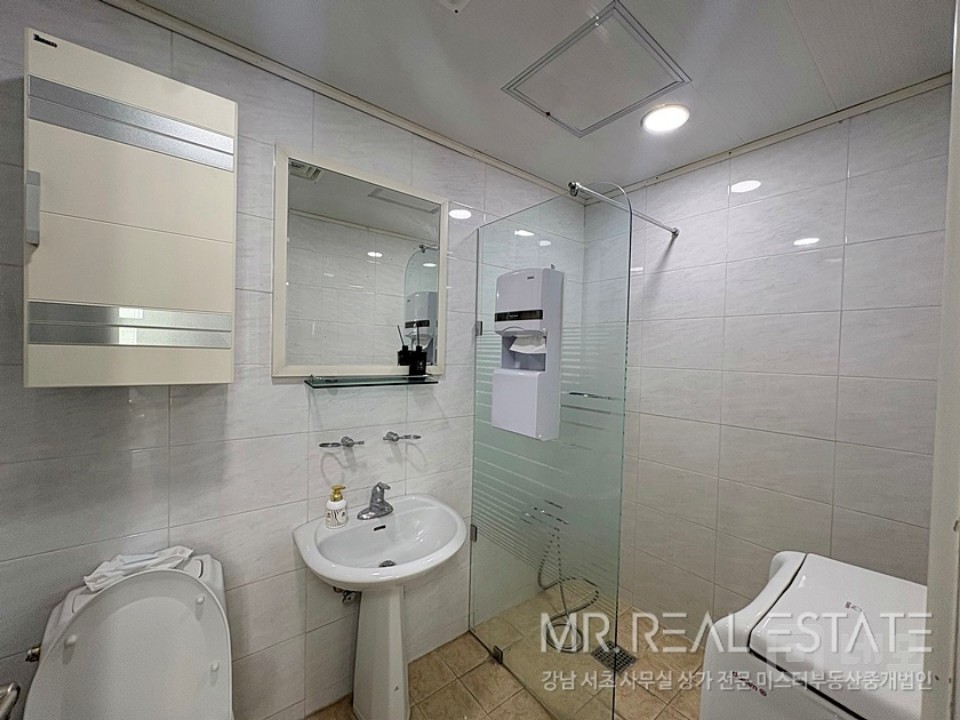 도산대로대로변 대형건물 발렛가능 소형ACE 매물의 5번째 사진