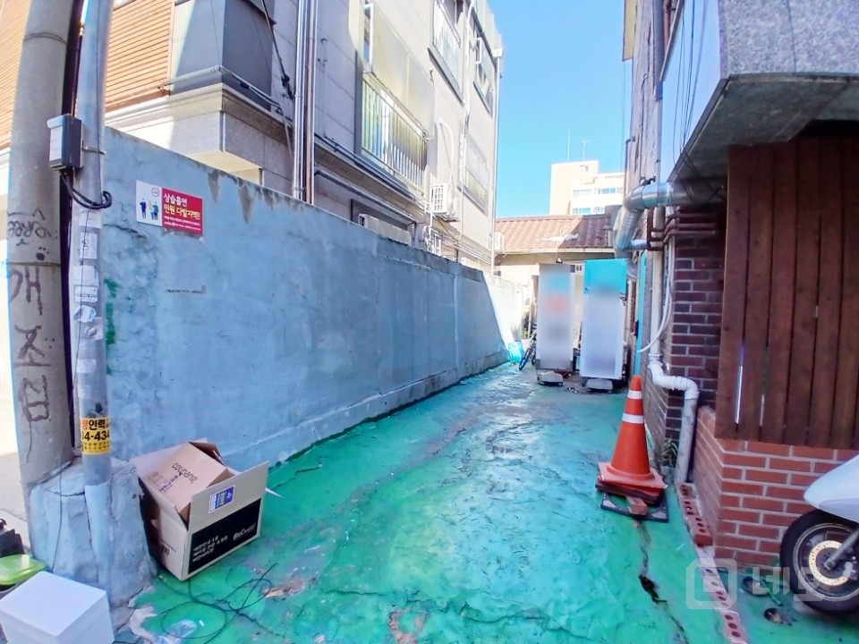 GATE 망원동 한강공원 초입에 위치한 코너노출 1층 상가 매물의 11번째 사진