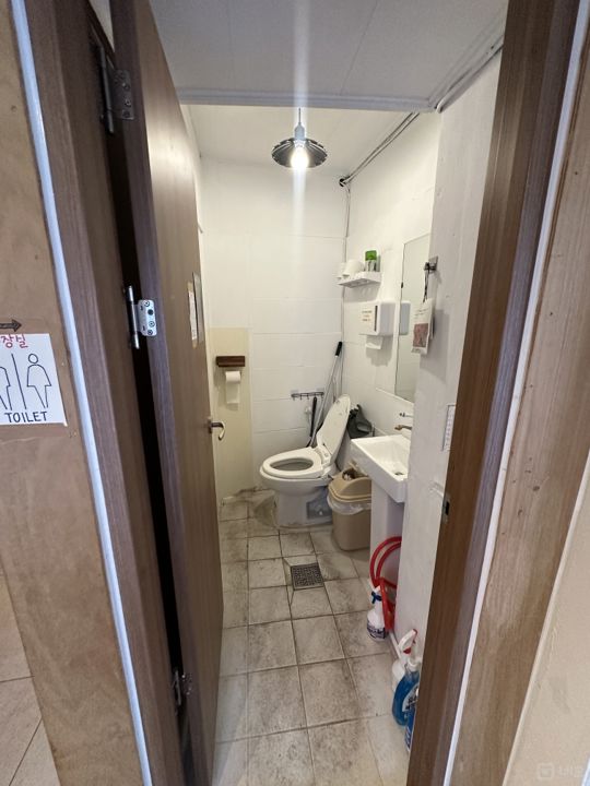 성동구 하왕십리동, 깔끔한 인테리어 완비된 요리주점 매물의 8번째 사진