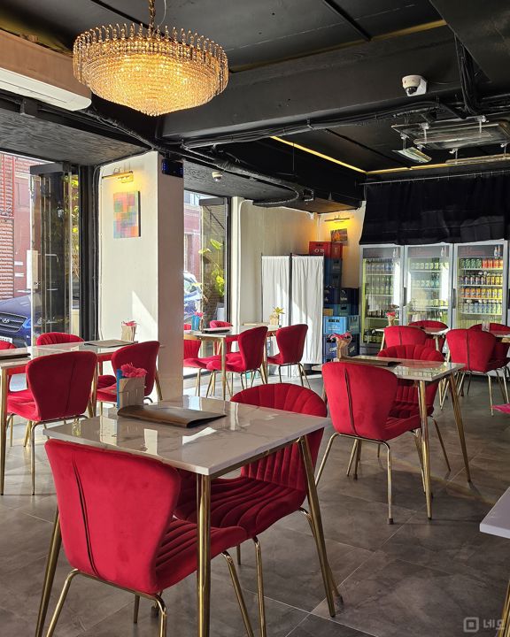 화양동 건대입구역 역세권, SNS 핫플레이스, 대학생 고객 많은 요리주점 매물의 3번째 사진