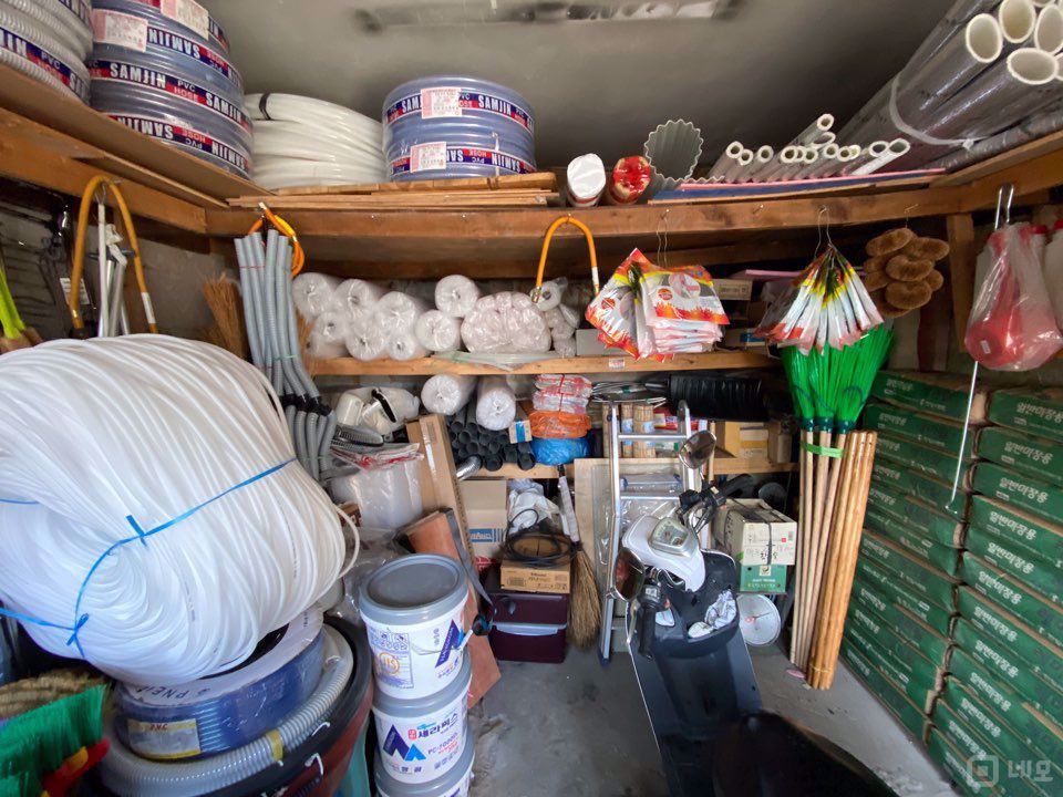 장위동에 위치한 철물 판매 점 입니다. 매물의 2번째 사진