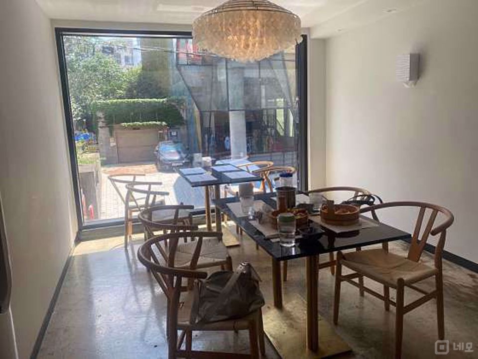 서교동 번화가에 위치한 일식당 매물의 5번째 사진