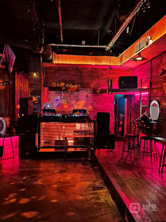 RISE 홍대 지하 클럽 매물의 8번째 사진