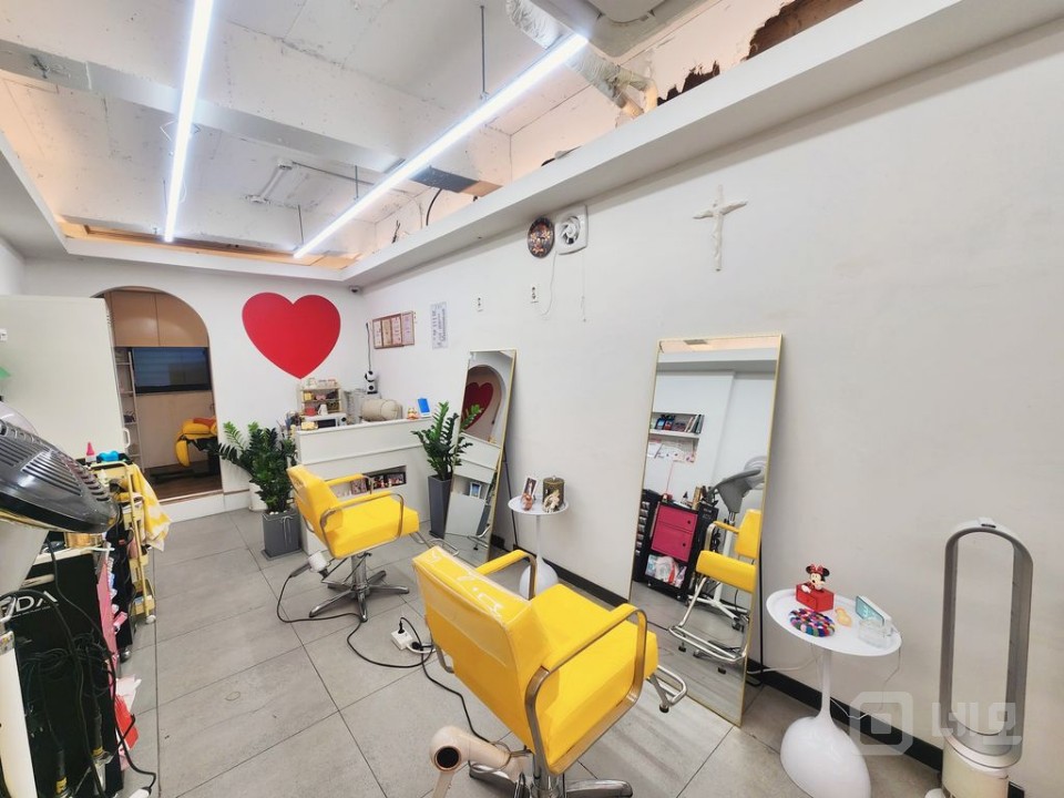 🎀 논현동 인테리어 A급 뷰티샵 🎀 매물의 4번째 사진