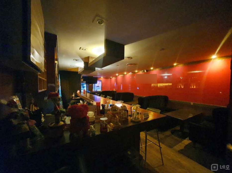 인테리어 및 시설 완비된 장충동2가 2층 BAR 매물의 4번째 사진