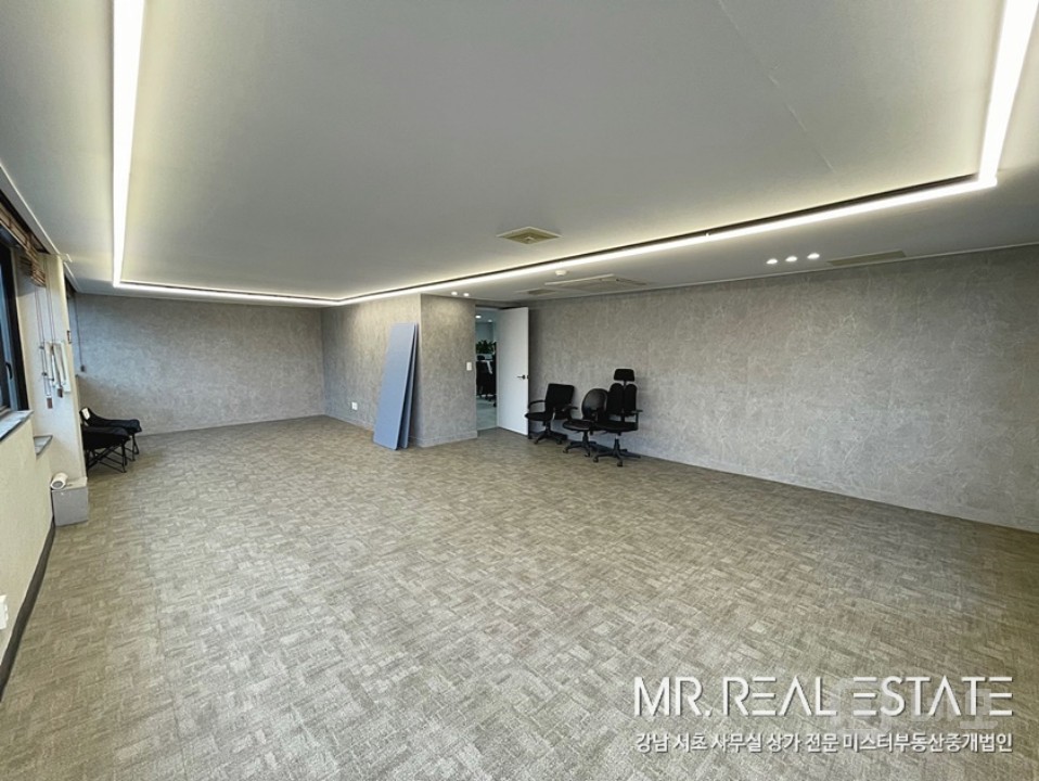 삼성역.S급가성비사무실.지상주차.내외관컨디션ACE 매물의 9번째 사진