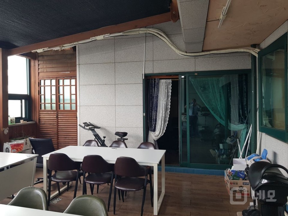 중랑구평수대비제일저렴내부칸막이엘베유통베란다법인및쇼핑몰사무실완전강추 매물의 11번째 사진