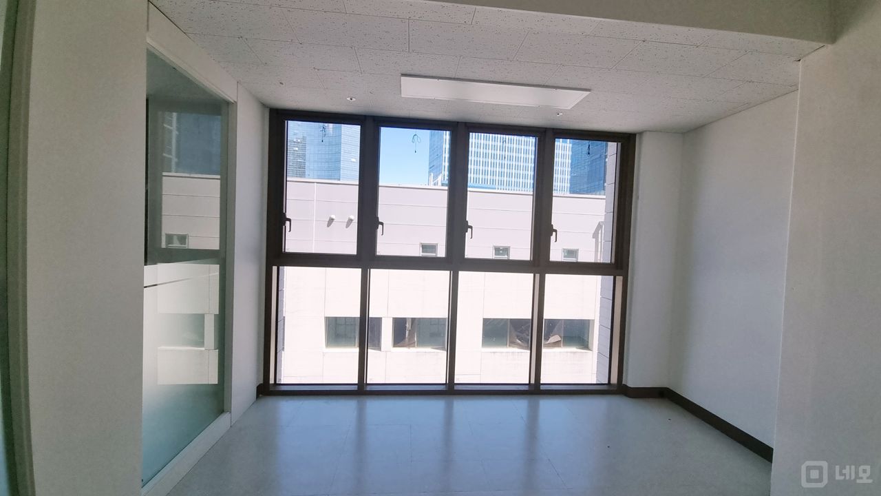 전용28 룸3 탕비 신축 인프라 최상 지산건물 매물의 1번째 사진