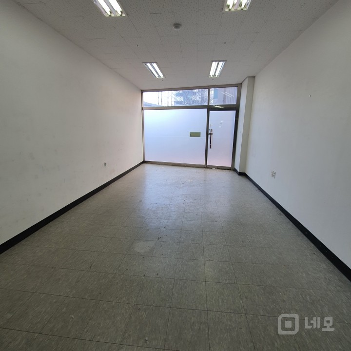 도봉역 법원인근 다용도 사무실 창고용도 오피스건물입니다. 상태깔끔 매물의 1번째 사진