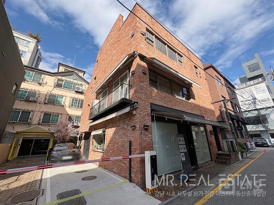 압구정로데오역 무료2대 S급인테리어 복층 도산공원 ACE 매물의 15번째 사진