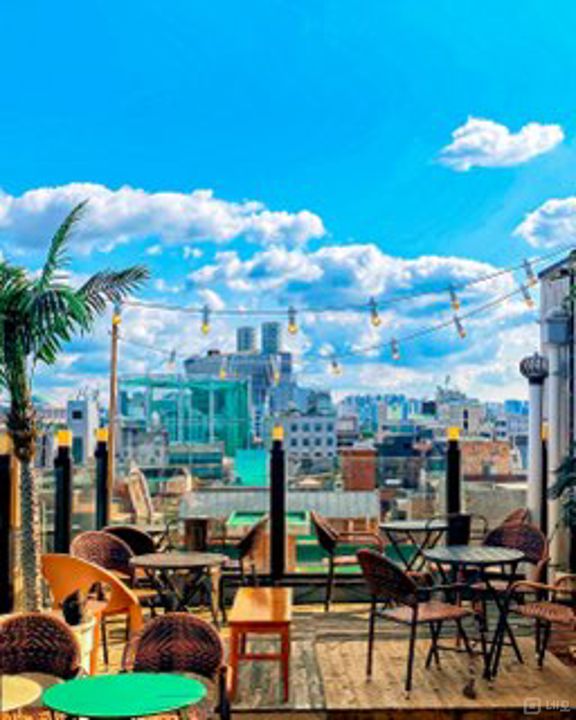 시설집기 포함, 인테리어 완비된 서교동 감성 칵테일 바 매물의 7번째 사진