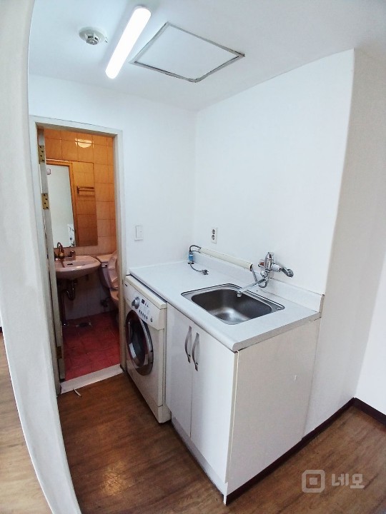 신논현역 도보4분 전망좋은 1,2인 사무실 매물의 3번째 사진