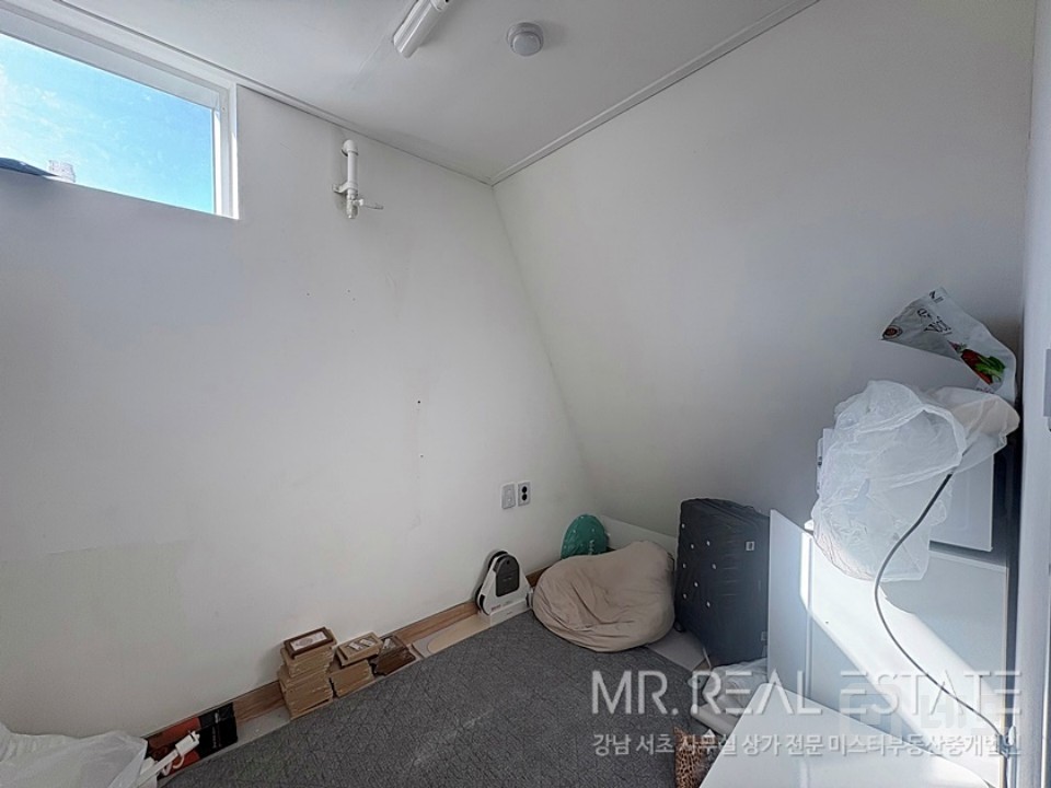 강남구청역 1분 교습소 테라스有 가성비굳 매물의 10번째 사진