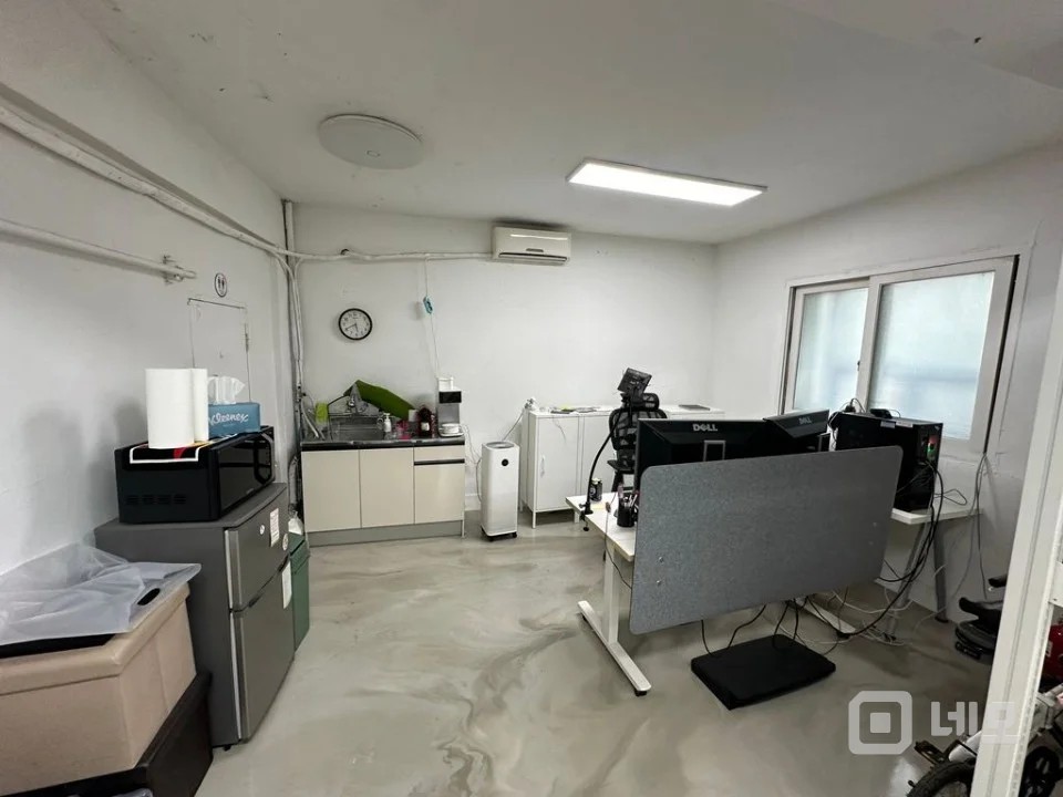 6호선 광흥창 4번출구 도보 30초 초역세권 사무실 매물의 2번째 사진