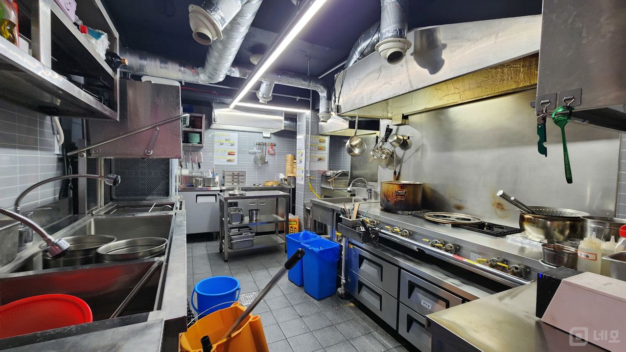 영등포동 중심상권, 트렌디한 인테리어, SNS 핫플레이스 요리주점 매물의 5번째 사진