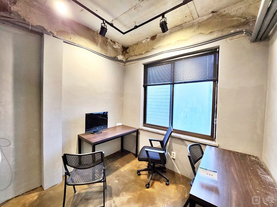 역삼동 사무실 어마어마한 가성비 탁월한 개방감 오피스 매물의 12번째 사진