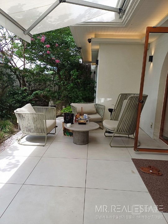 주택형 통사옥 정원 테라스 가성비ACE 매물의 14번째 사진