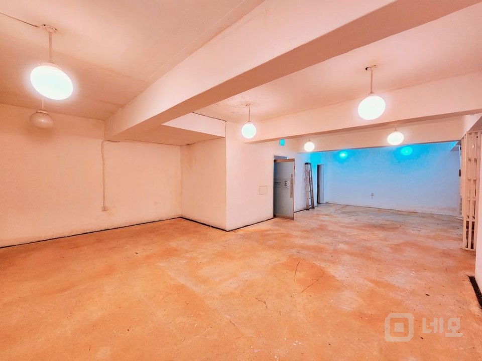 🎈무권리 가성비 우수 지하공간🎈 매물의 1번째 사진