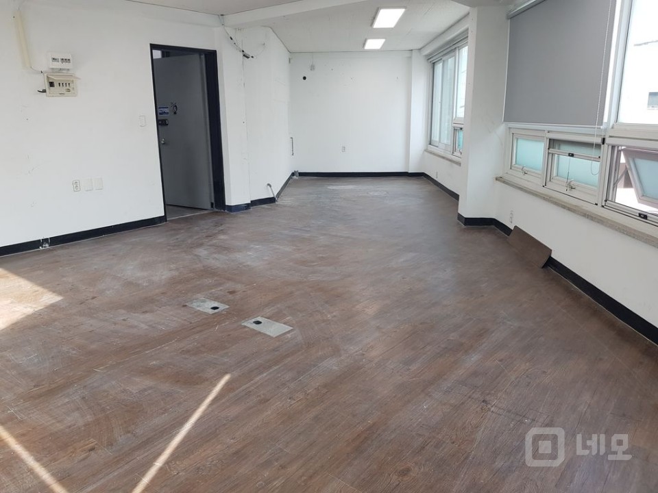 주차2대2층단독사용햇빛짱짱역세권개인사무실로강력추천 매물의 7번째 사진
