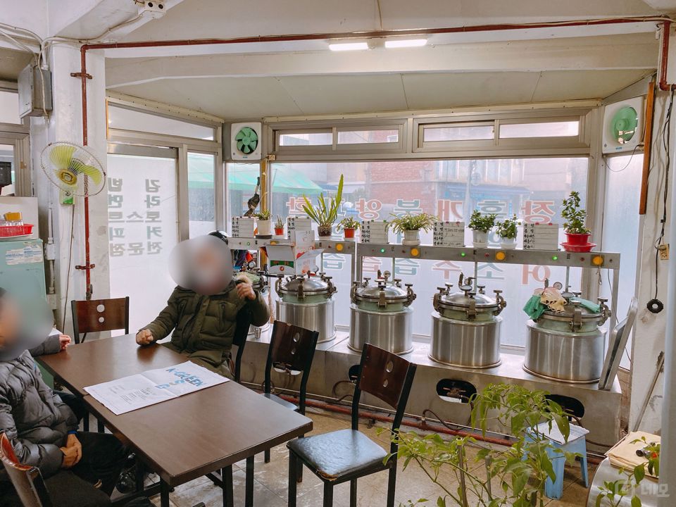 충신동 코너자리에 위치한 점포 매물의 2번째 사진