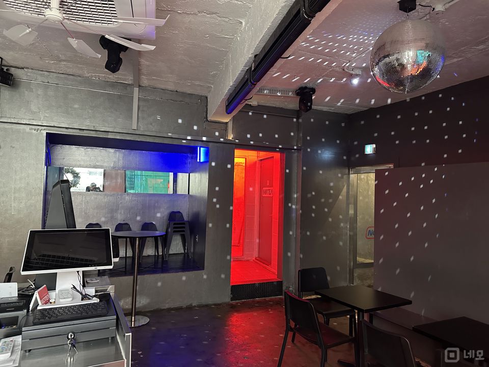 이태원역 역세권, 인테리어 완비된 이태원동 BAR 매물의 3번째 사진