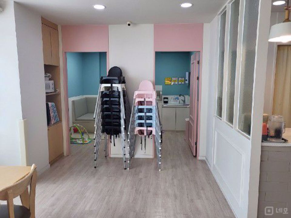영통동 역세권 위치, 양도 양수 가능한 4층 키즈카페 매물의 10번째 사진
