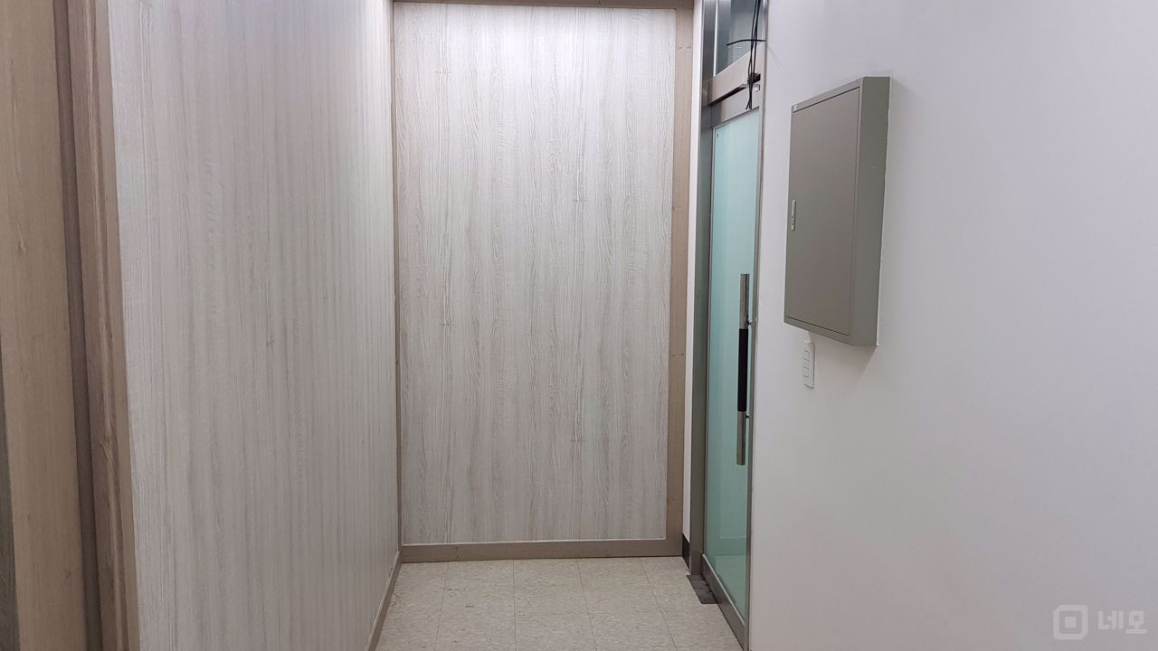 역세권 위치, 접근성 좋은 논현동 사무실 매물의 3번째 사진