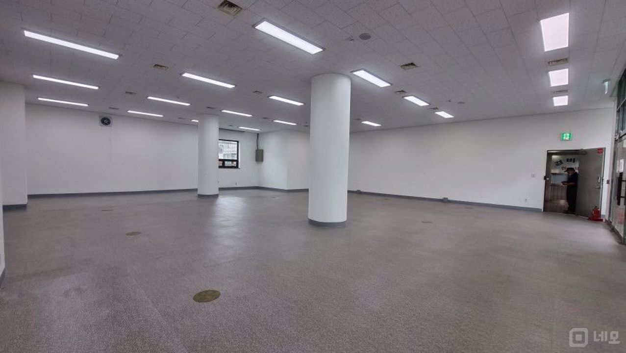 마장역 초역세권, 깔끔한 사무실입니다. 매물의 2번째 사진