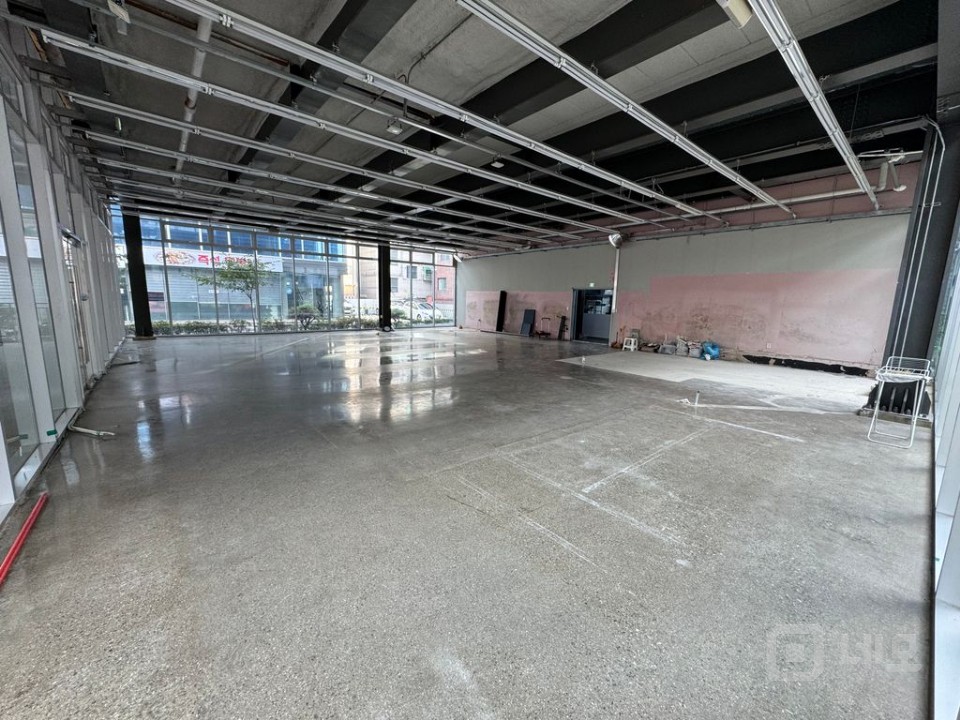 200평 1층 상가 부지 임대 매물의 2번째 사진