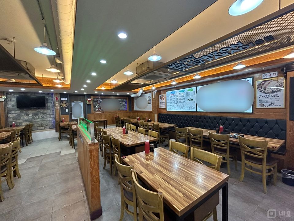 망우동 오거리 코너 1층 위치, 단골 많아 매출 좋은 횟집 매물의 2번째 사진