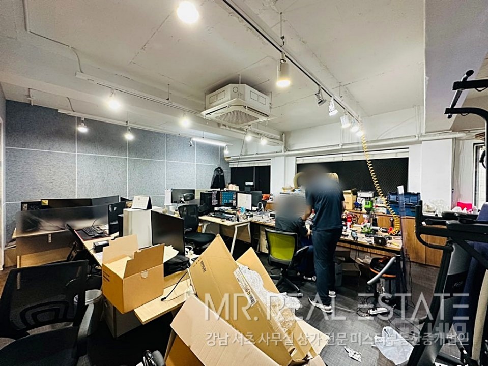 인테리어최상.아이티강추.룸6.주차3.높은층고.가성비甲 매물의 10번째 사진