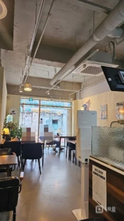 단골 고객 많은 베이커리 카페 매물의 1번째 사진