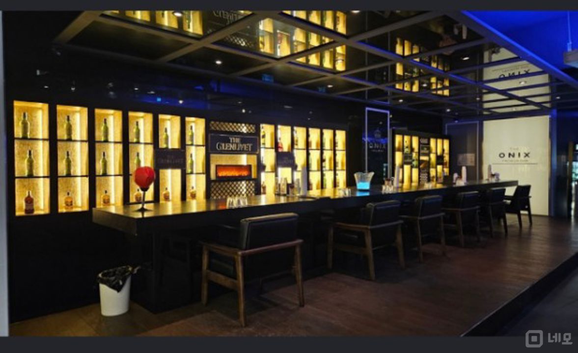 시설집기 포함 인테리어 완비된 화곡동 BAR 매물의 1번째 사진