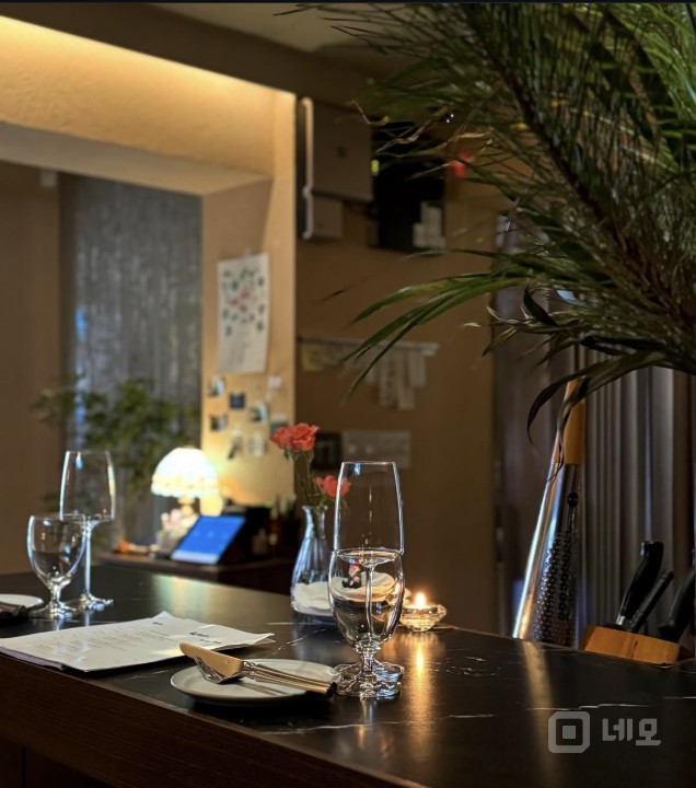 용산구청 바로 뒷편에 위치해 유동인구많은 상가 매물의 1번째 사진