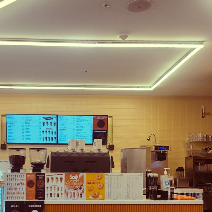 청량리 역세권 대로변 메인1층 상가 렌트프리 및 무권리 승계 매물의 3번째 사진