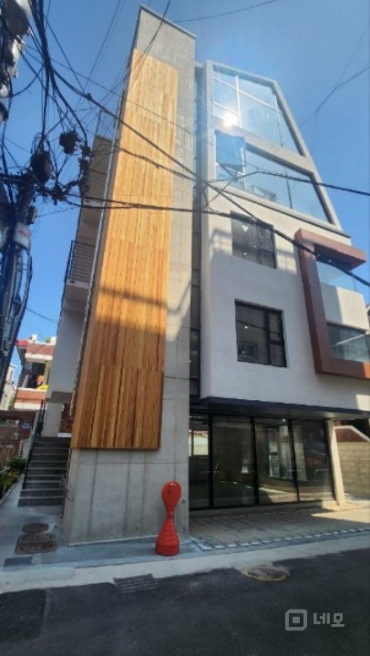 차별화된 독특한 디자인 매물의 13번째 사진