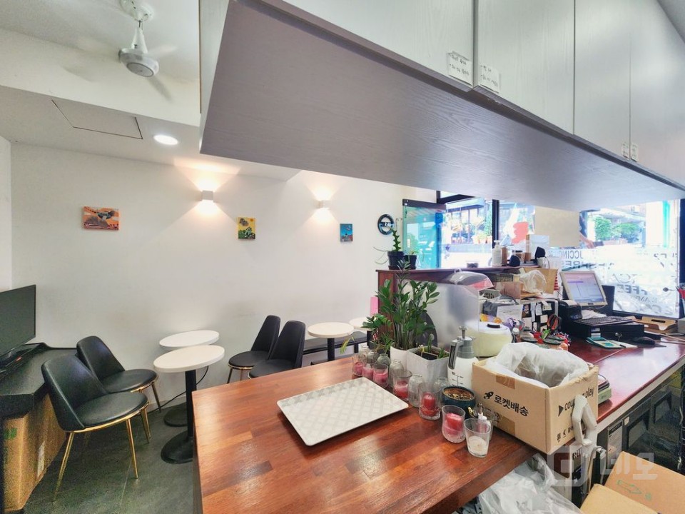 ☕선정릉역 가시성과 입지 우수 카페☕ 매물의 2번째 사진